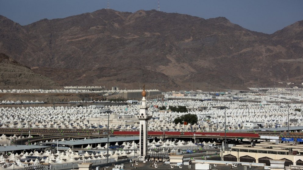 مشعر مِنى يستقبل حجاج بيت الله الحرام