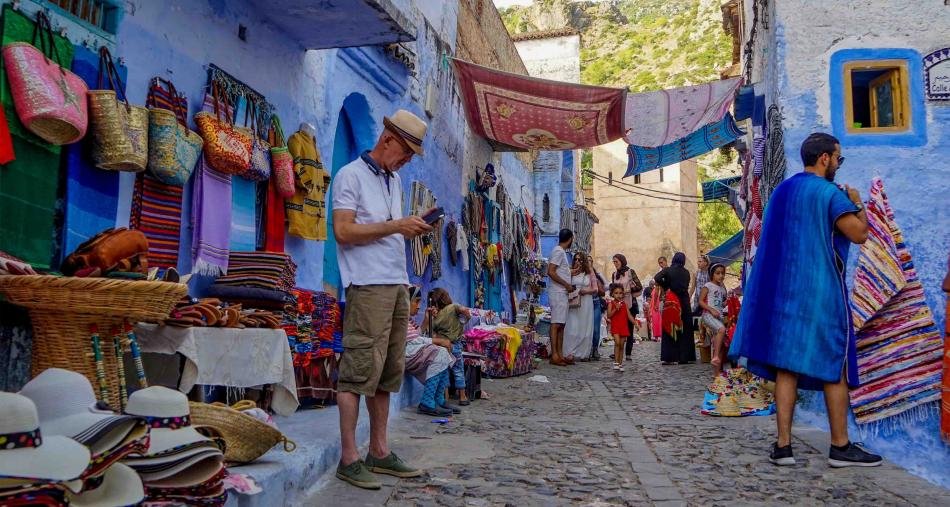 موسم عودة المغتربين ينعش آمال العاملين في القطاعات السياحية