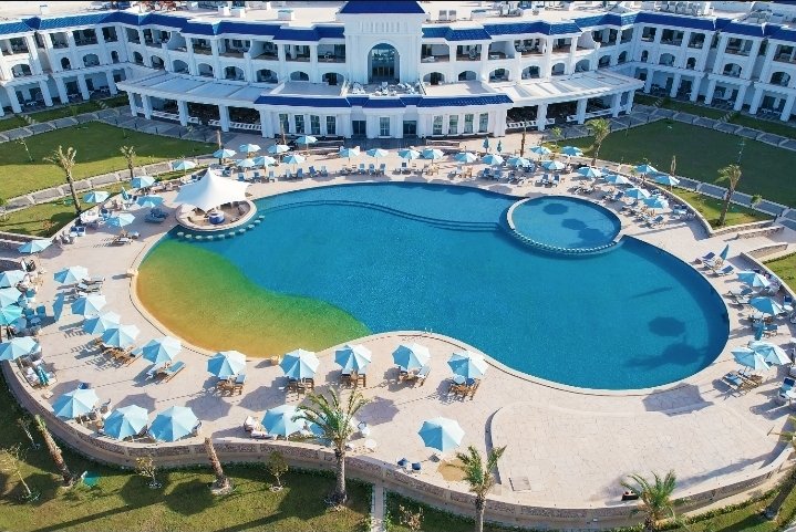 فندق جيوان بالاس في العلمين الجديدة يستضيف الحفل الفاخر Presidential White Pay بالتعاون مع The Luxury Network Egypt - صورة مميزة صورة مميزة: فندق جيوان بالاس في العلمين الجديدة يستضيف الحفل الفاخر Presidential White Pay بالتعاون مع The Luxury Network Egypt