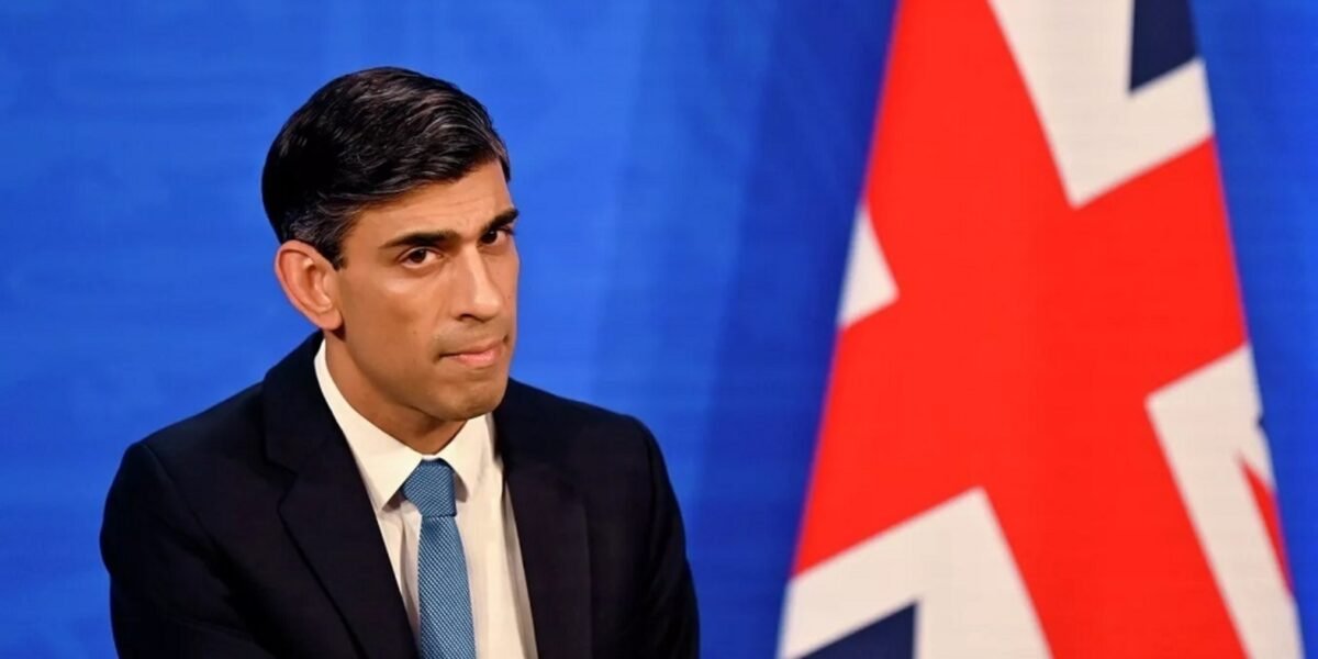 رئيس الوزراء البريطاني يؤيد خطط استكشاف حقول بريطانية جديدة للنفط والغاز - صورة مميزة رئيس الوزراء البريطاني يؤيد خطط استكشاف حقول بريطانية جديدة للنفط والغاز