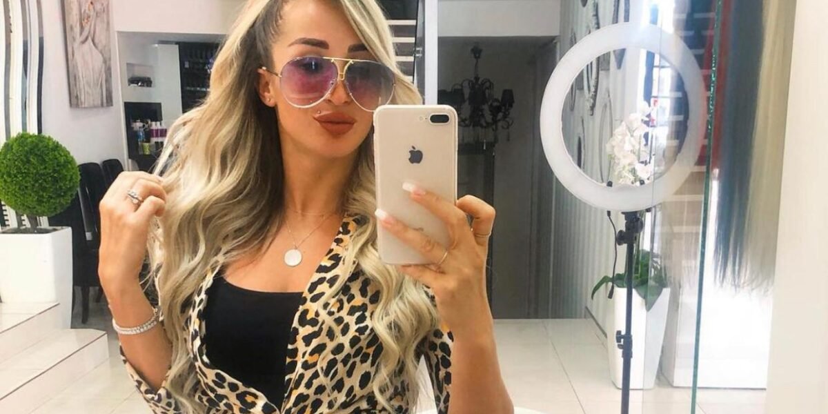 المزيّن هاني مقهور خبرة واسعة في عالم التزيين النسائي