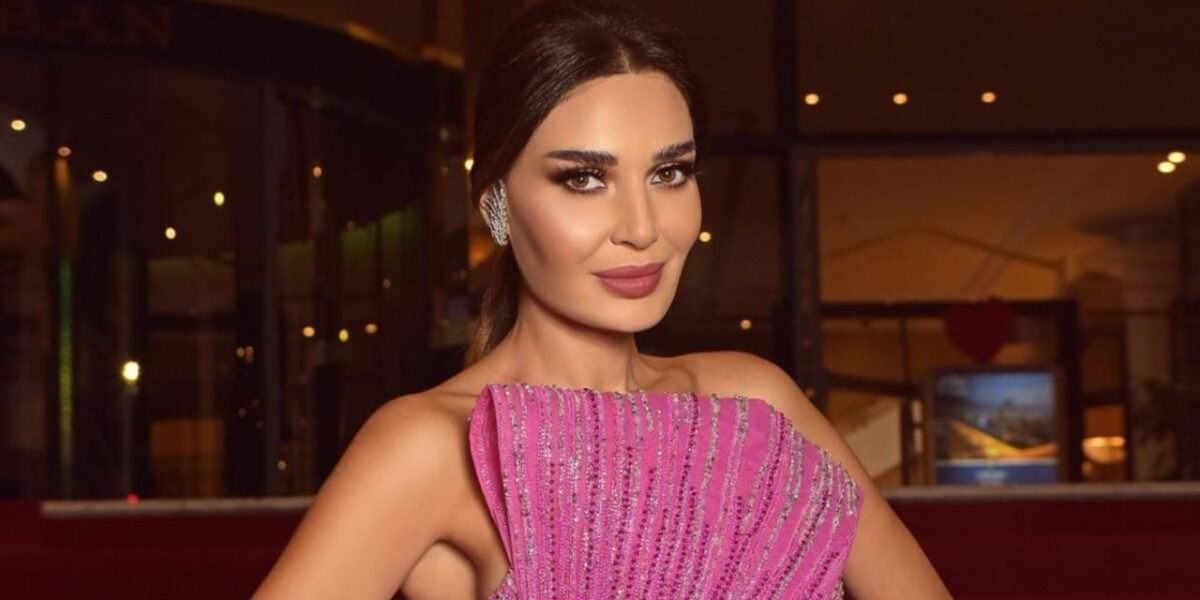 حفلات رأس السنة 2023 سيرين عبد النور تخطف الأنظار من بلازو فيرساتشي دبي