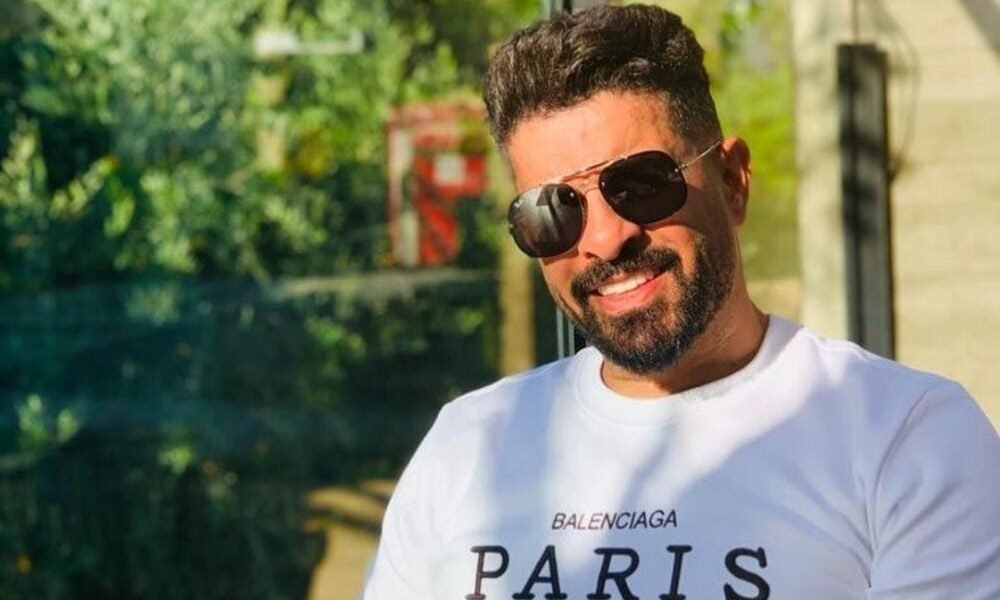 خبير العناية بالشعر العالمي أحمد سليمان في مقابلة ة بعيد الأم - صورة مميزة صورة مميزة: خبير العناية بالشعر العالمي أحمد سليمان في مقابلة ة بعيد الأم