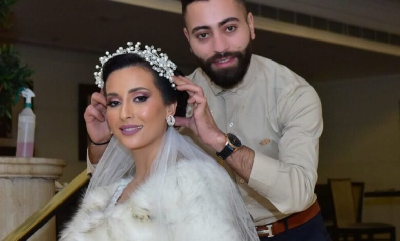 علاء خضرا مزين الشعر يدفعه طموحه نحو النجاح
