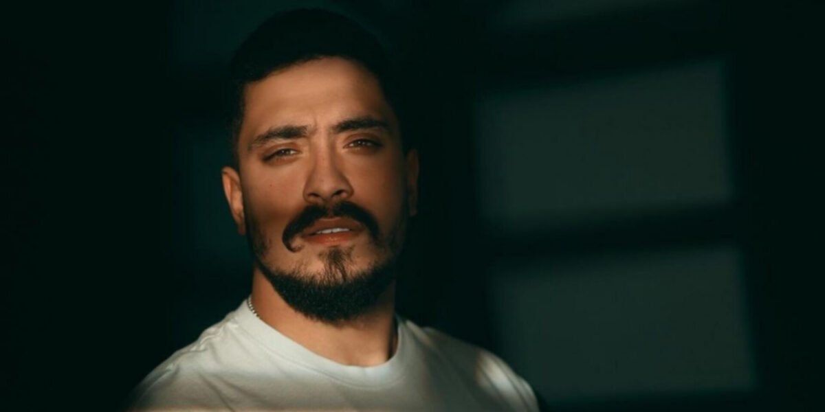 مهند زعيتر يعلن عن إحياء حفل غنائي في بيروت غداً